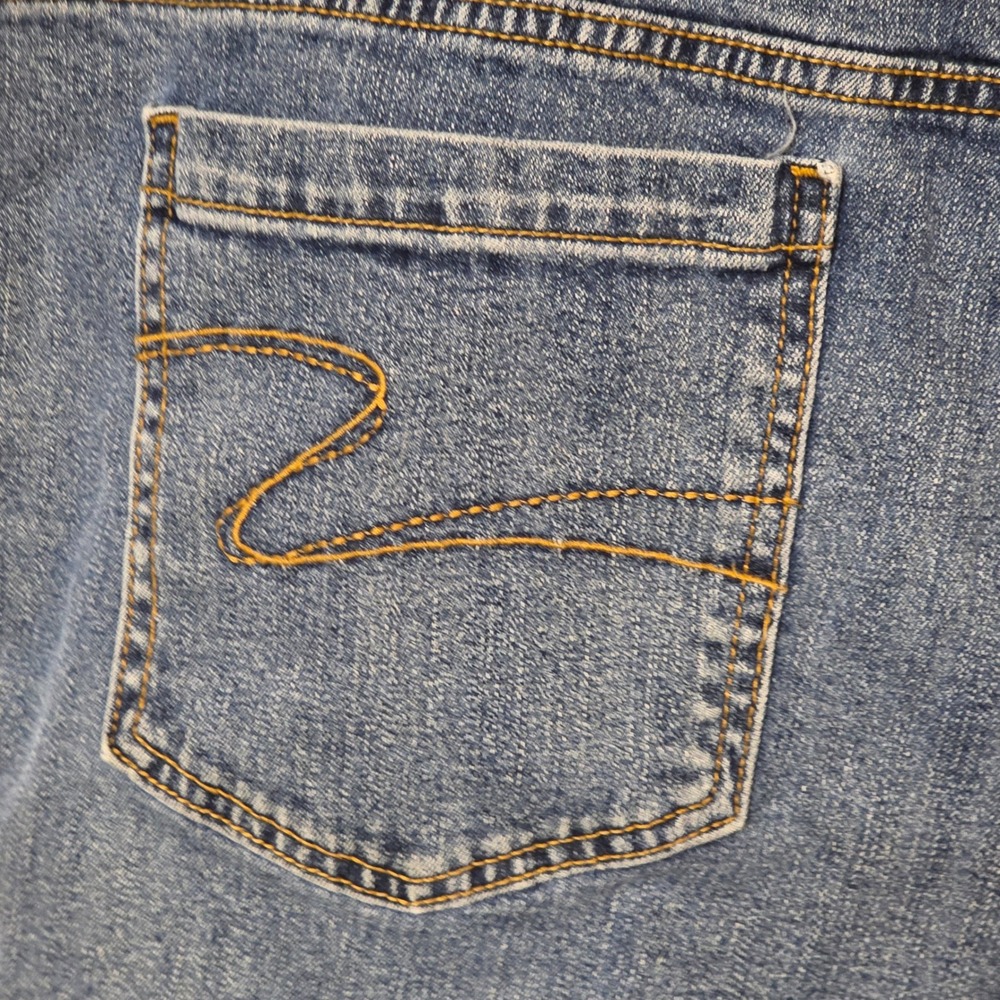 Liz Claiborne Woman Jeans Blue Stretch Flare Leg Size 20W Short Casual Relaxed - Picture 8 of 8
